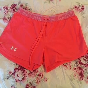UNDER ARMOUR SHORTS